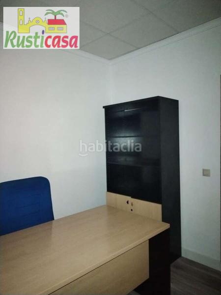 Foto e2d84dc1-e319-4bbe-9d89-ef9a6516c51e. Geschäftsraum in Bailén