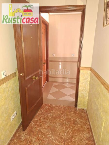 Foto 2e77cccf-ae9e-455d-add4-326b33b45778. Pis amb aparcament a Bailén