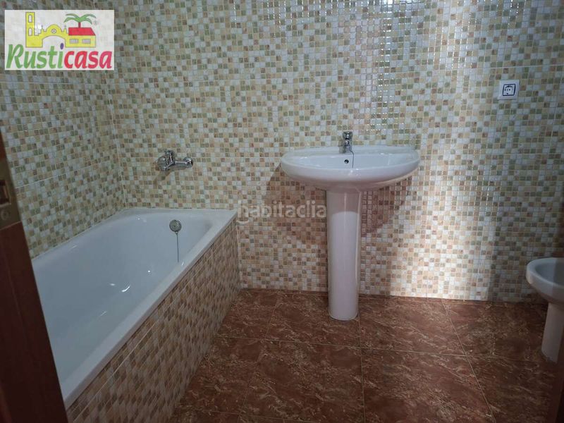 Foto 54ca577c-313b-4ba0-a8ae-d7ac1a172bac. Pis amb aparcament a Bailén