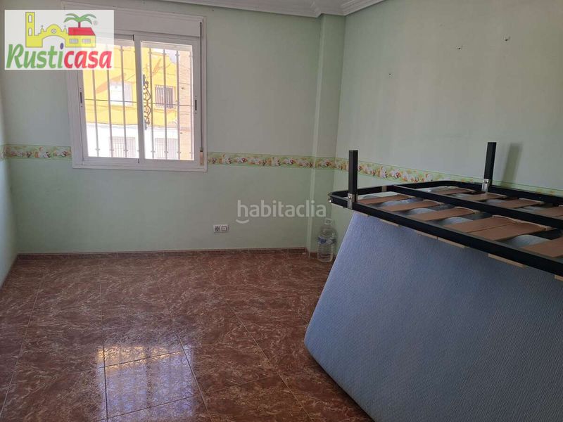 Foto 79009797-4dab-48b9-913e-a4ddf8cdba3b. Pis amb aparcament a Bailén