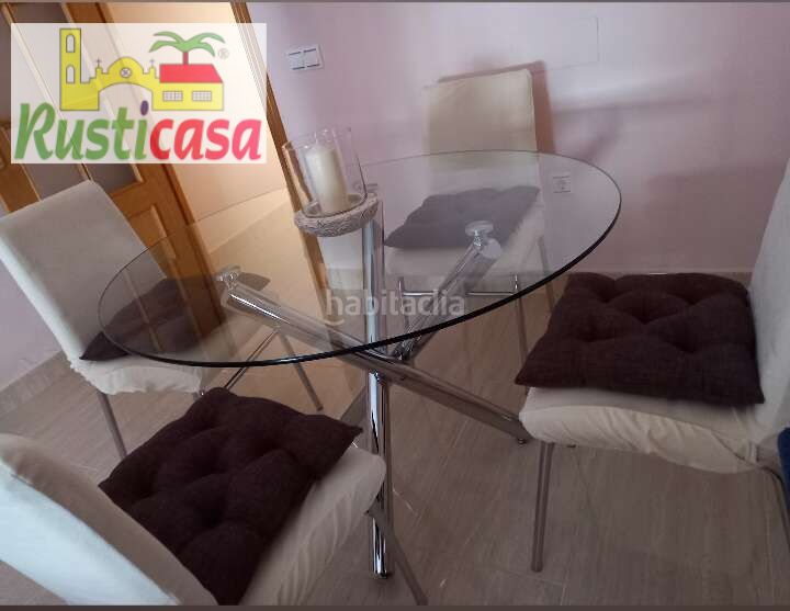 Foto ce58ca35-b239-4b8f-a4de-a4fa2af18859. Piso  en el centro. en Bailén