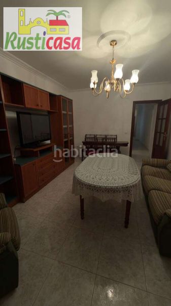 Foto 2920cd85-44ea-4c3f-abb6-548f0b54f1f5. Piso  céntrico en Bailén