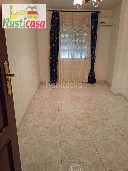 Foto 35523aa8-d34b-46a8-8307-3fa731a76f42. Piso  céntrico en Bailén