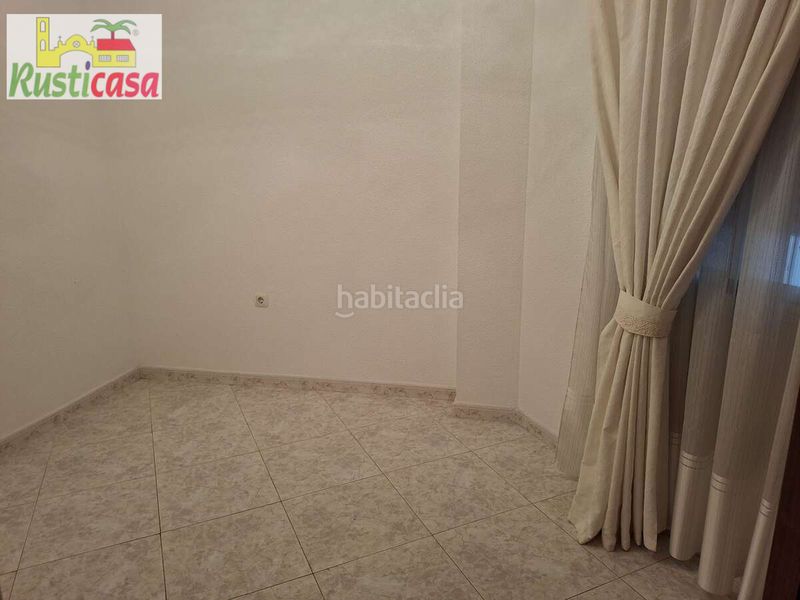 Foto 50f28929-d5df-4bfe-8dca-f146abce788d. Piso  céntrico en Bailén