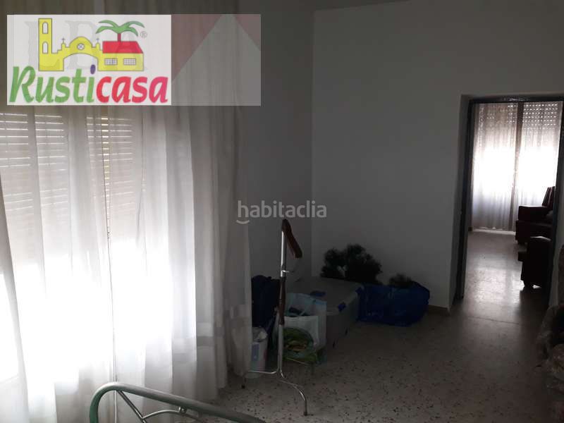 Foto 4f93756f-a940-4aed-81ca-d2ed550c91b2. Flat with heating in Bailén