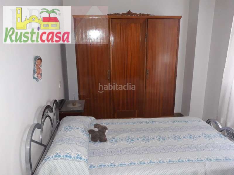 Foto 7aff0fbb-bc78-4e63-9032-f7c1900f7360. Flat with heating in Bailén