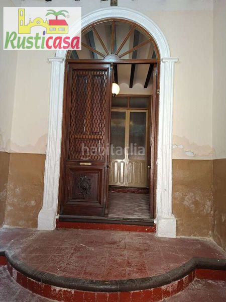 Foto 1d105d65-9579-489d-af53-6b406d38812c. Casa amb aparcament piscina a Bailén