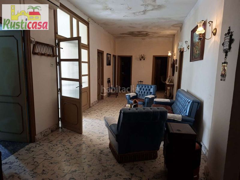 Foto e16f9bdc-dee0-4cce-bddd-024e8e98d879. Casa amb aparcament piscina a Bailén