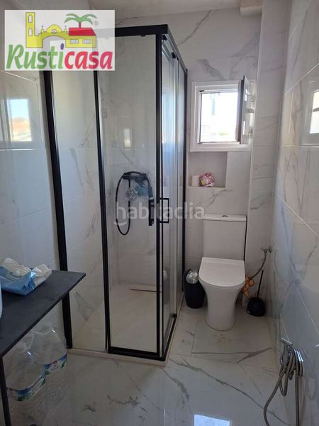 Foto b3b0c0e6-2f2b-48e7-88ed-f7f7bc7707e0. Piso  reformado. en Bailén
