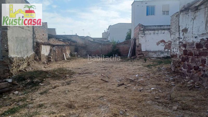 Foto efb75db8-a5c3-4a11-952b-4cc23419686f. Terreny residencial a Bailén