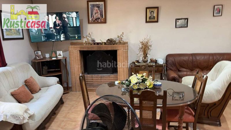 Foto e5700b72-3932-484e-8fda-7a5a3c5fb86e. Xalet a Bailén