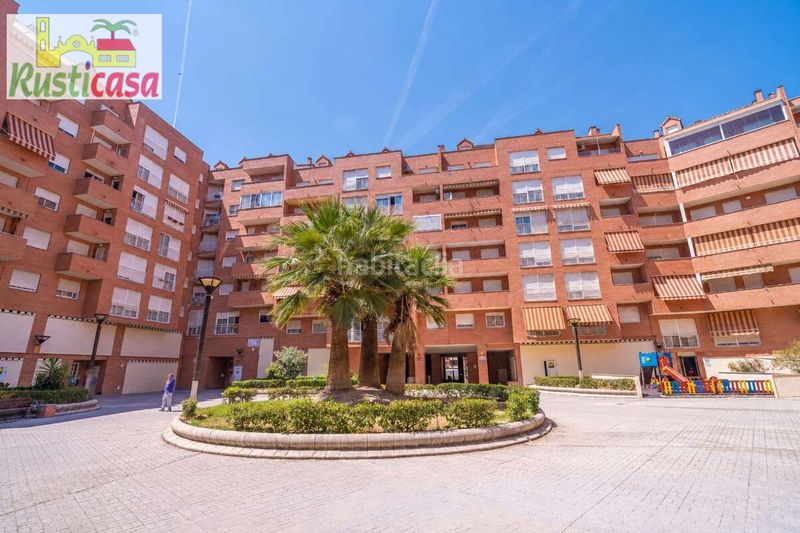 Foto f101a929-de1c-491b-8995-99ed11fca910. Pis amb calefacció a Centro ciudad Linares
