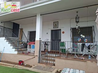 Maison à Baños de la Encina. Casa de seis habitaciones.