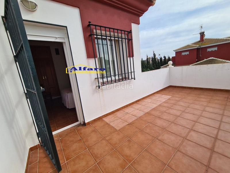 Foto 50311022-bbb7-4ce7-b180-b7f8fe75c35e. Chalet avec parking dans Centro - Torre de la Higuera Almonte