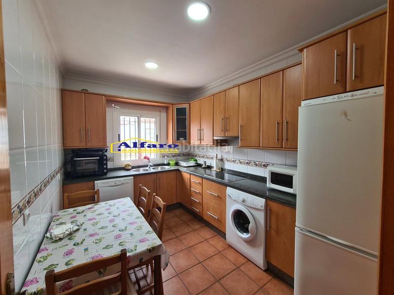 Foto e39e421e-27bf-4624-b35a-2bca5ef615c1. Chalet avec parking dans Centro - Torre de la Higuera Almonte