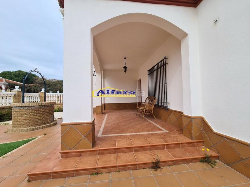 Foto eb5b4045-90b5-40d0-a2c5-e1bad621dcc4. Chalet avec parking dans Centro - Torre de la Higuera Almonte