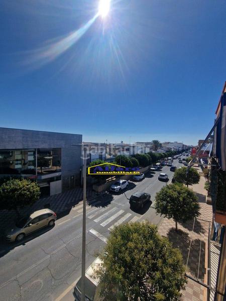 Foto 33c7fb22-1032-43ac-9396-afe5b83ab749. Piso  en venta en avda., 3 dormitorios. en Bollullos Par del Condado