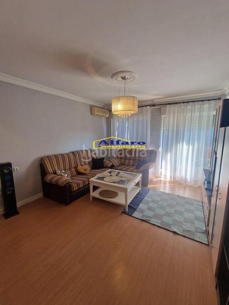 Foto 8a4f805a-d7d8-4e88-9da9-b74db38e653e. Piso  en venta en avda., 3 dormitorios. en Bollullos Par del Condado