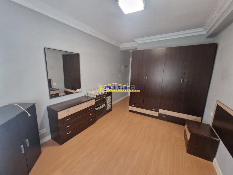 Foto 964b34e5-248a-4d53-b383-ca625b152dc4. Piso  en venta en avda., 3 dormitorios. en Bollullos Par del Condado