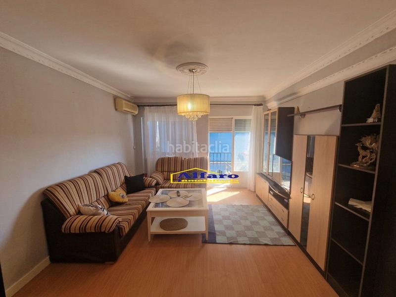 Foto f25de554-4041-405e-8fcc-81ddd48ed6af. Piso  en venta en avda., 3 dormitorios. en Bollullos Par del Condado