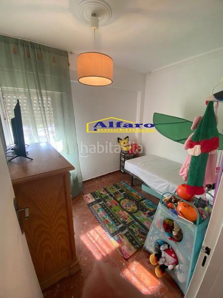 Foto 190f532e-d780-4215-b3ee-9828417aa457. Pis amb calefacció aparcament a La Plata Sevilla