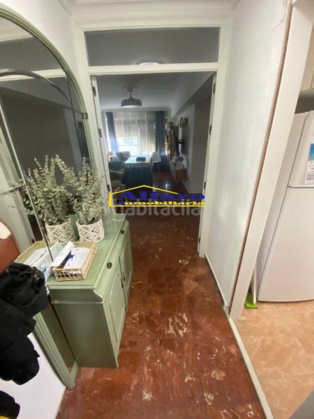 Foto bbdbe221-9d25-418e-96b9-773dc35200c6. Pis amb calefacció aparcament a La Plata Sevilla