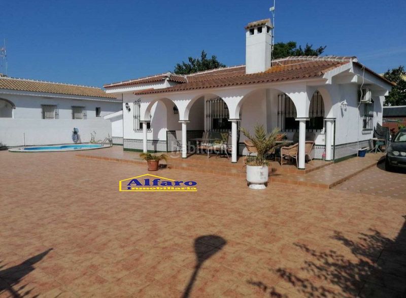 Foto cda8223c-ba2b-4e4e-aaf7-f874c217bc3c. Xalet amb aparcament piscina a Centro - Torre de la Higuera Almonte