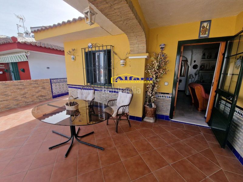 Foto a8abd277-0ea2-4422-b431-68ce30441a2c. Casa adossada amb aparcament piscina a Caño Guerrero Almonte