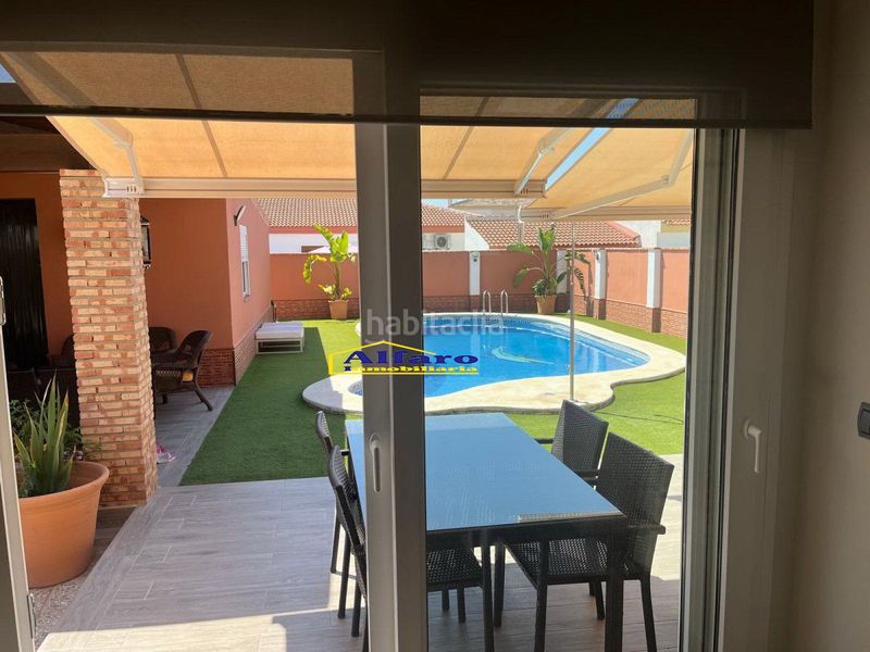 Foto 1235dd3d-51d5-4cb0-a331-a7113a192843. Xalet amb aparcament piscina a Centro - Torre de la Higuera Almonte