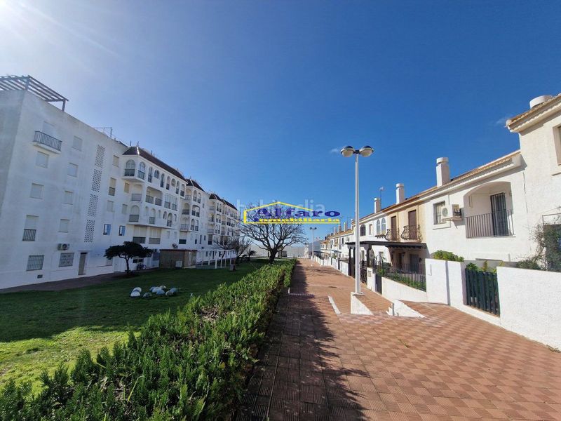 Foto f170faa2-23da-4168-92b1-3d5b3c4a73d4. Casa adossada a Caño Guerrero Almonte