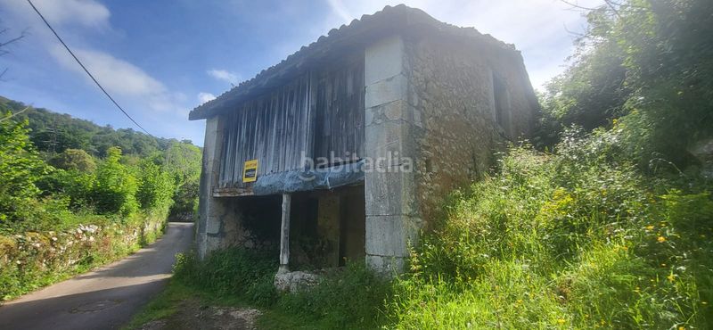 Foto 1a1c14cb-3337-4658-94a9-a6ac1de98e96. Edificio en lugar puertas 1 en Cabrales