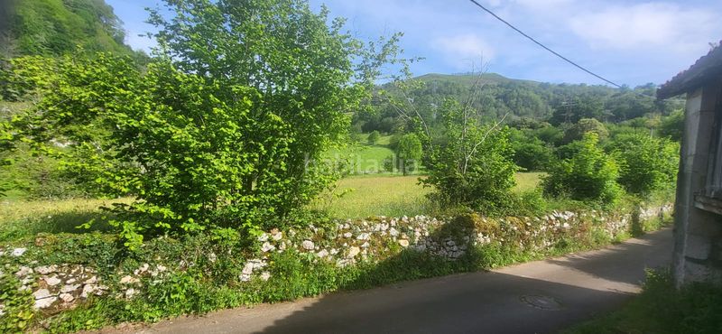 Foto 4d55ce8b-b130-4310-9fab-0ef475a6e649. Edificio en lugar puertas 1 en Cabrales