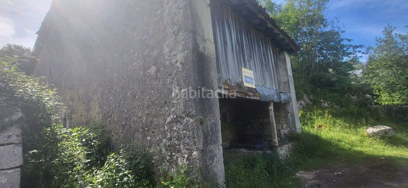 Foto a3dc4aa3-26f4-4911-855d-0fecf69975a9. Edificio en lugar puertas 1 en Cabrales