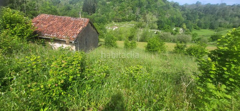 Foto e1ba1ad2-f9f0-4daf-83c7-bd1caf731527. Edificio en lugar puertas 1 en Cabrales