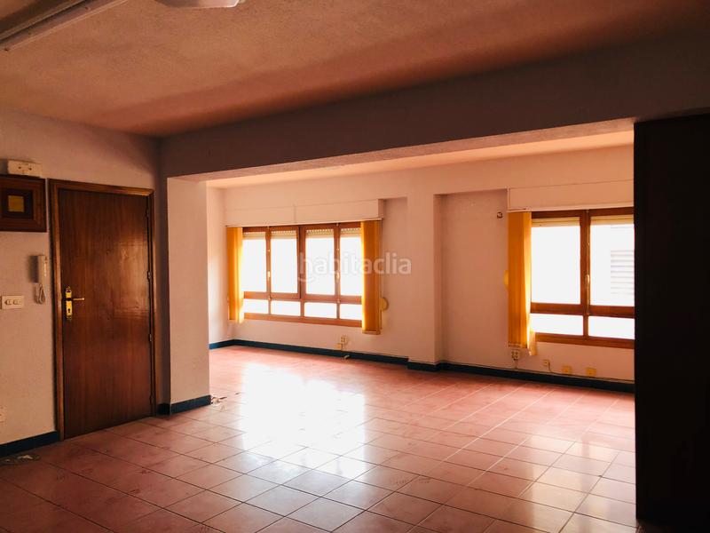 Foto 69a7d1fe-308c-4ae7-ab60-ed60ee213d7d. Appartamento in calle reyes católicos 2 in Plaza Castelar - Mercado Central Elda