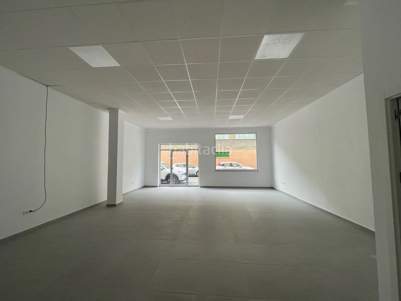 Foto c0fa301a-1e1a-45c8-9cc8-ce09885240bf. Lloguer local comercial a calle rosales 11 a Plaza de Toros-Avenida Chapí-Trinquete Elda