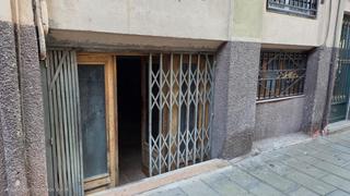 Business premise in Avenida Reina Victoria 35