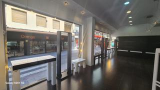 Lloguer Local Comercial a Plaza sagasta 7. Local comercial escaparate 12 metros en plaza sagasta #elda