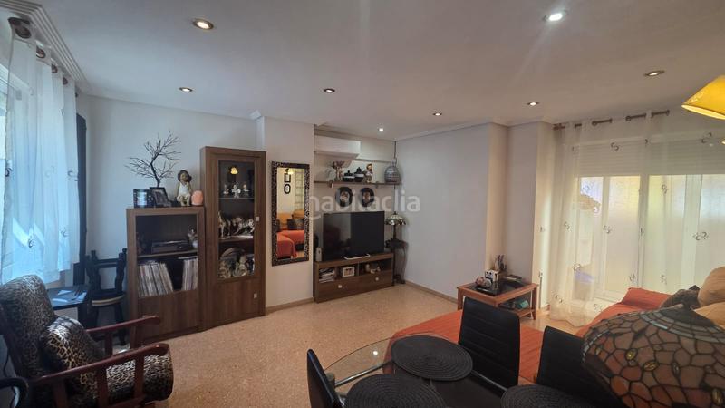 Foto 139774f2-5139-42e4-bbb1-08cb9910b01a. Attico in calle luis buñuel 20 in Centro Elda