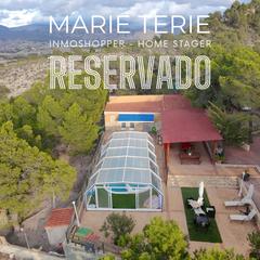 Lloguer Xalet a Partida camara 7046. Chalet en alquiler con piscina cubierta y pista de padel.