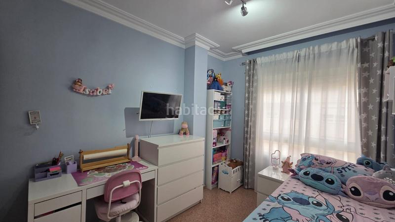 Foto cdbd41ef-b9f3-41ce-b2a3-3dd7af195fc8. Piso en calle caridad 37 piso impecable con garaje y trastero en Elda