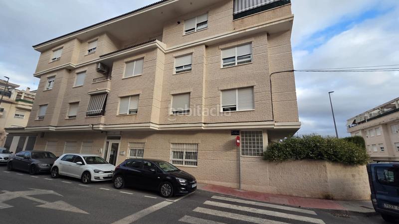 Foto e3ac58e6-3e5f-41a0-b2b9-66df4b097489. Piso en calle caridad 37 piso impecable con garaje y trastero en Elda