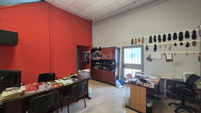 Foto 04b807c3-8def-43a7-8a1b-f9e66b0d838f. Nave industrial en carretera país vasc 12 nave industrial con montacargas en Monòver