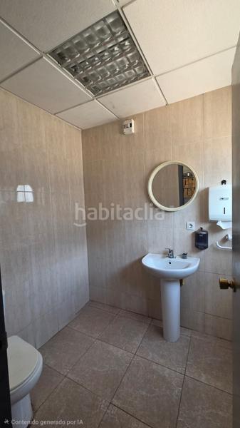 Foto 08f82fd6-5d60-45c8-b096-a73f73e96fa2. Nave industrial en carretera país vasc 12 nave industrial con montacargas en Monòver