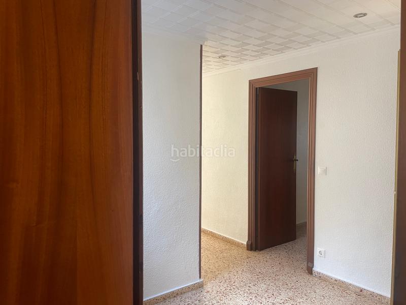 Foto bc7b2af8-1e24-473b-9784-2d315aaa543e. Location appartement dans calle fray luis de granada 25 dans Elda