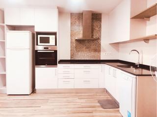 Pis  Calle príncipe de asturias 2. Piso para inversión reformado con inquilinos