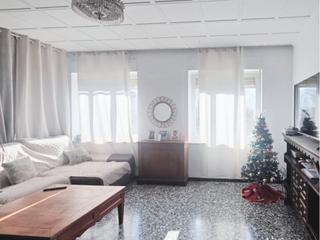 Appartement  Calle virgen de los desamparados 24. Piso para inversión con inquilinos