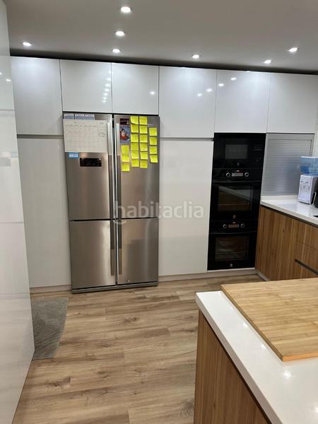 Foto f84a5bd0-cfac-45e0-8739-f463a4c3ec69. Appartamento in calle teniente morán 29 in El Industrial Melilla