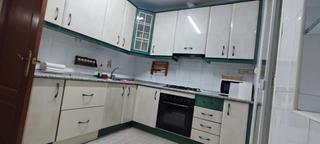 Rent Flat in Plaza españa 6. Pisos para estudiantes y funcionarios