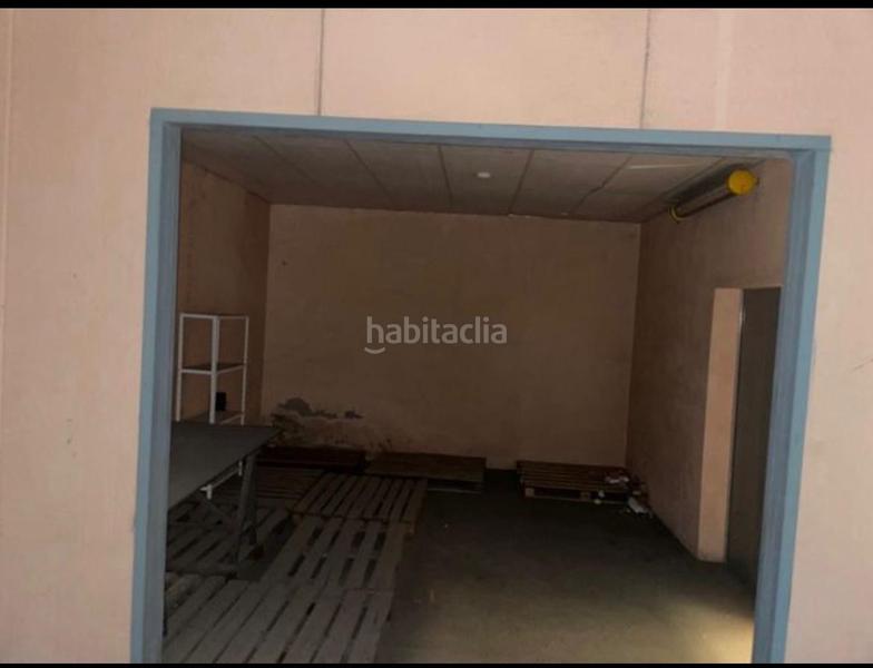 Foto 43565526-3a7b-4dde-8410-e0b8068535ff. Capannone industriale in calle azucena 71 in El Real Melilla